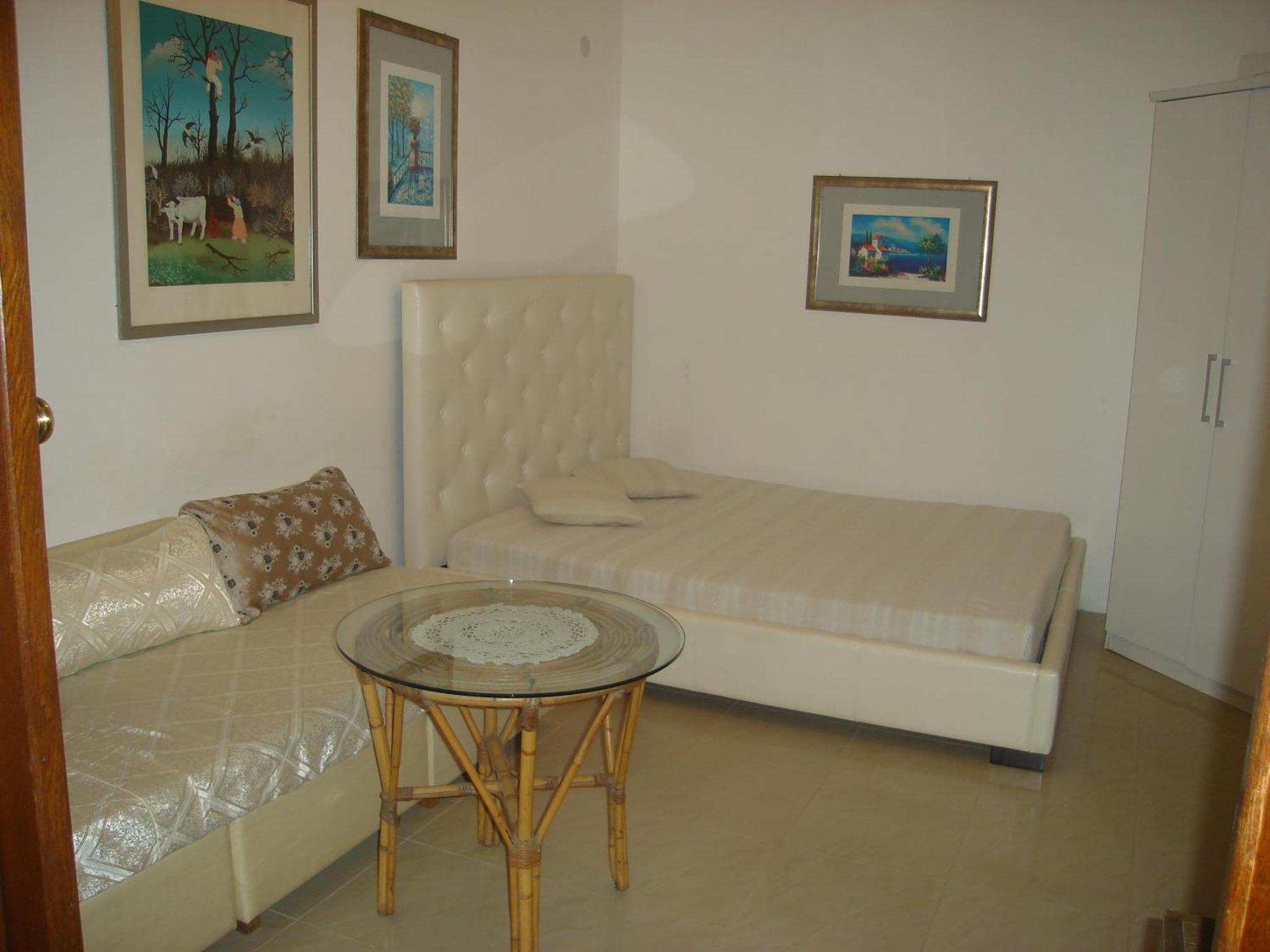 Collins Apartments Пула Екстер'єр фото