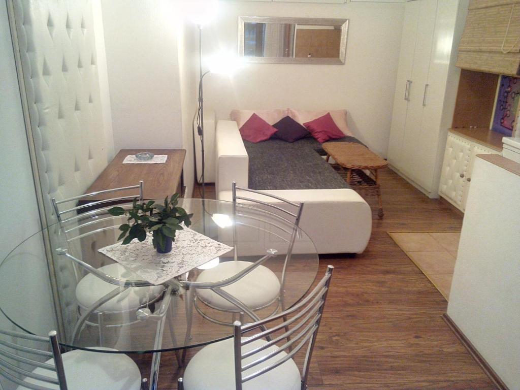 Collins Apartments Пула Екстер'єр фото